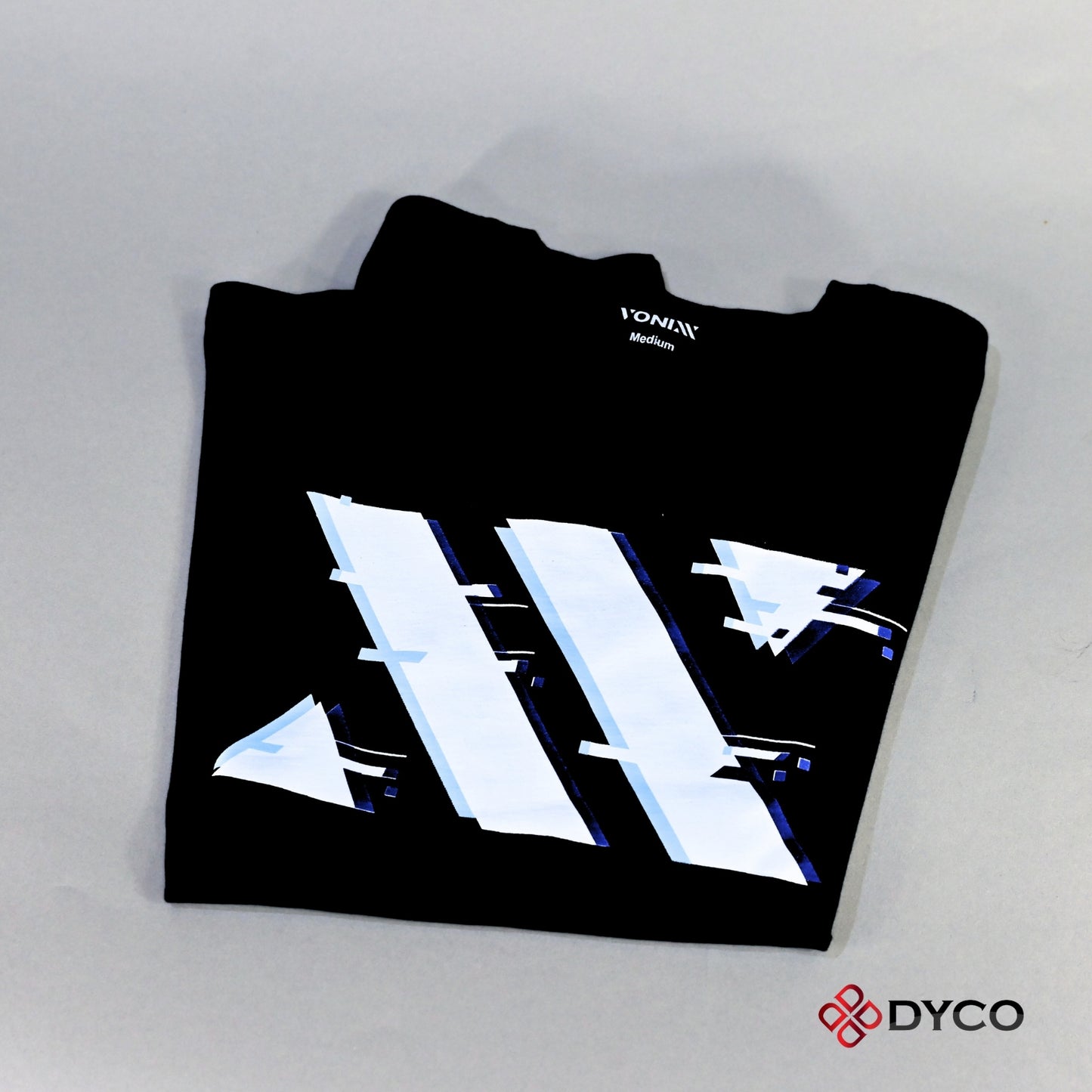PLAYERA CON X DE VONIXX NEGRA